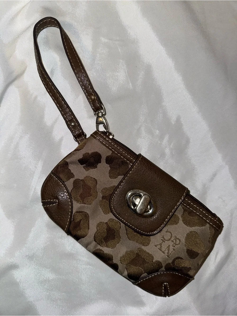 New York & Co Y2K Women's Brown Leopard Print Crossbody Wristlet